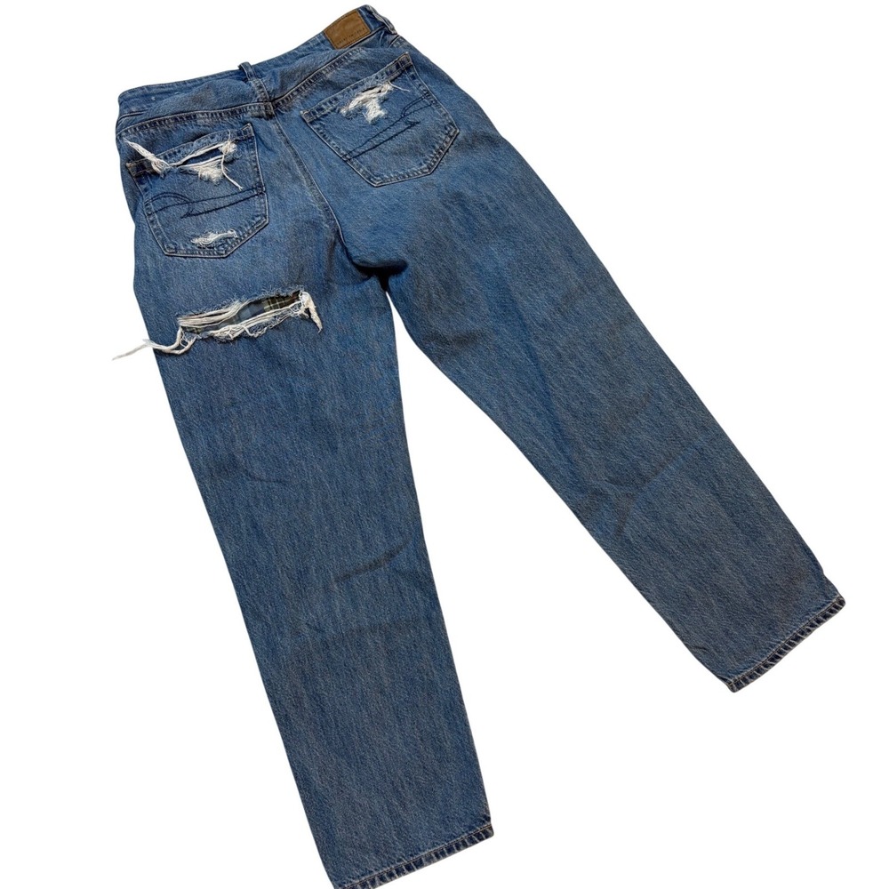 American‎ Eagle Mom Jeans Womens 6 Blue Fair Distressed High Rise Tapered Leg